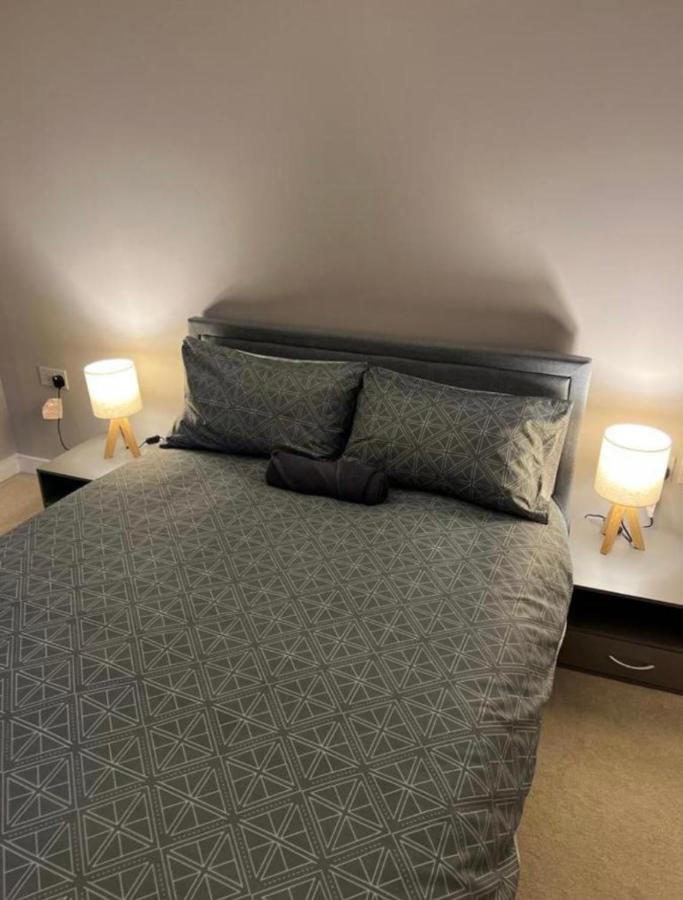Modern Room Homestay In Apartment With Private Bathroom Croydon Bagian luar foto