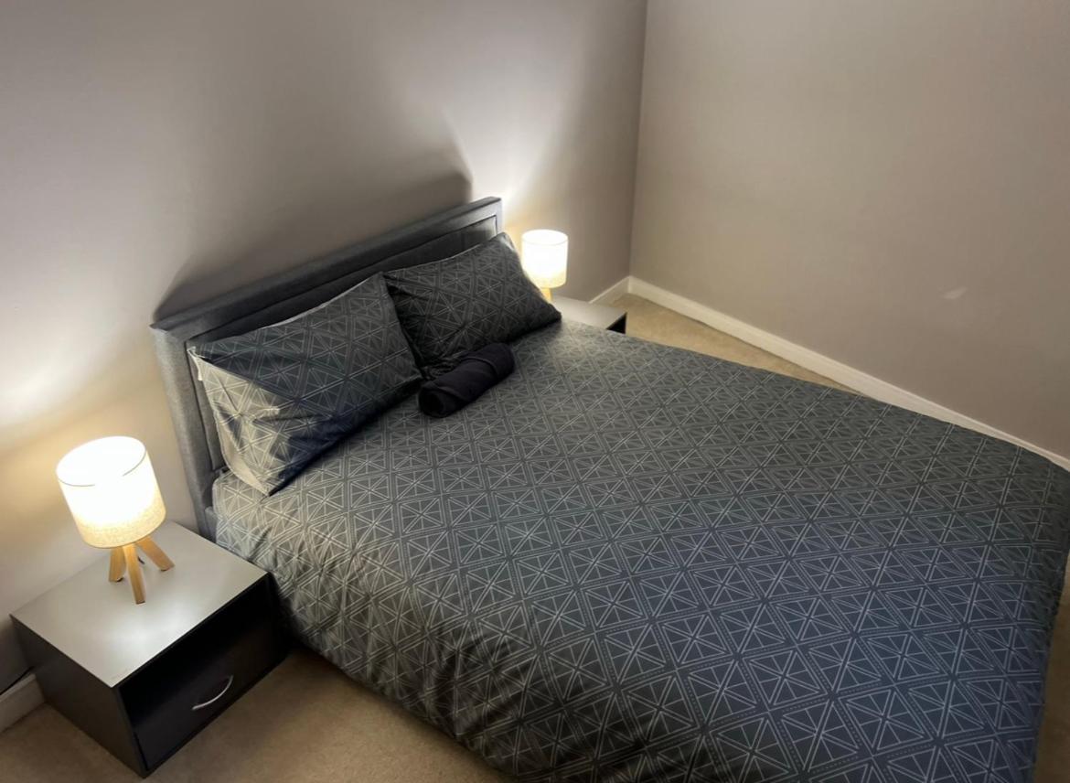 Modern Room Homestay In Apartment With Private Bathroom Croydon Bagian luar foto